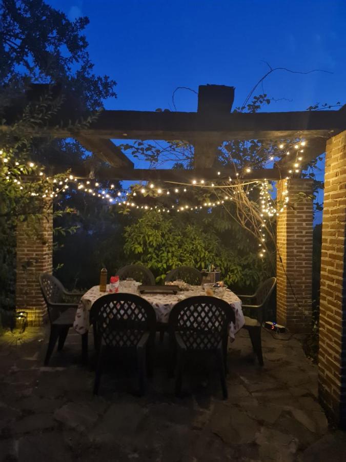 Casa Rural En Candeleda Con Piscina Y Un Maravilloso Jardin Exterior photo