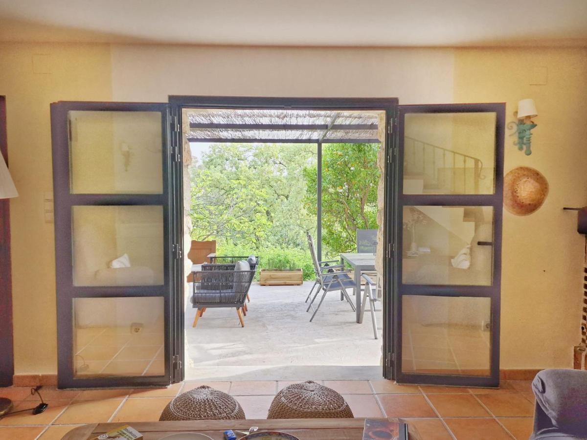 Casa Rural En Candeleda Con Piscina Y Un Maravilloso Jardin Exterior photo